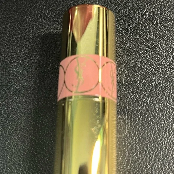 Yves Saint Laurent Mini Makeup Set with Vibrant Pink Pouch - Picture 10 of 10